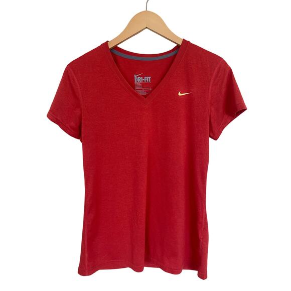 Nike Shirt Dri Fit Classic Tee V-Neck Short Sleeve Red Peach Swoosh Size Medium - Picture 1 of 3